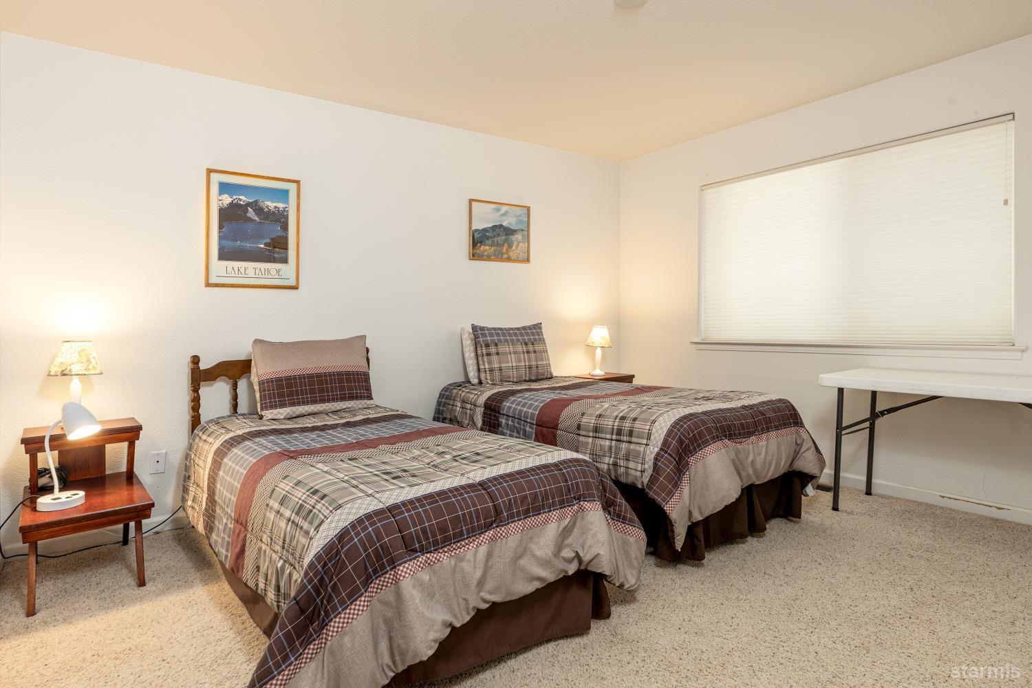 South Lake Tahoe, California 96150, United States, 3 Bedrooms Bedrooms, ,3 BathroomsBathrooms,Residential,Pending,50300