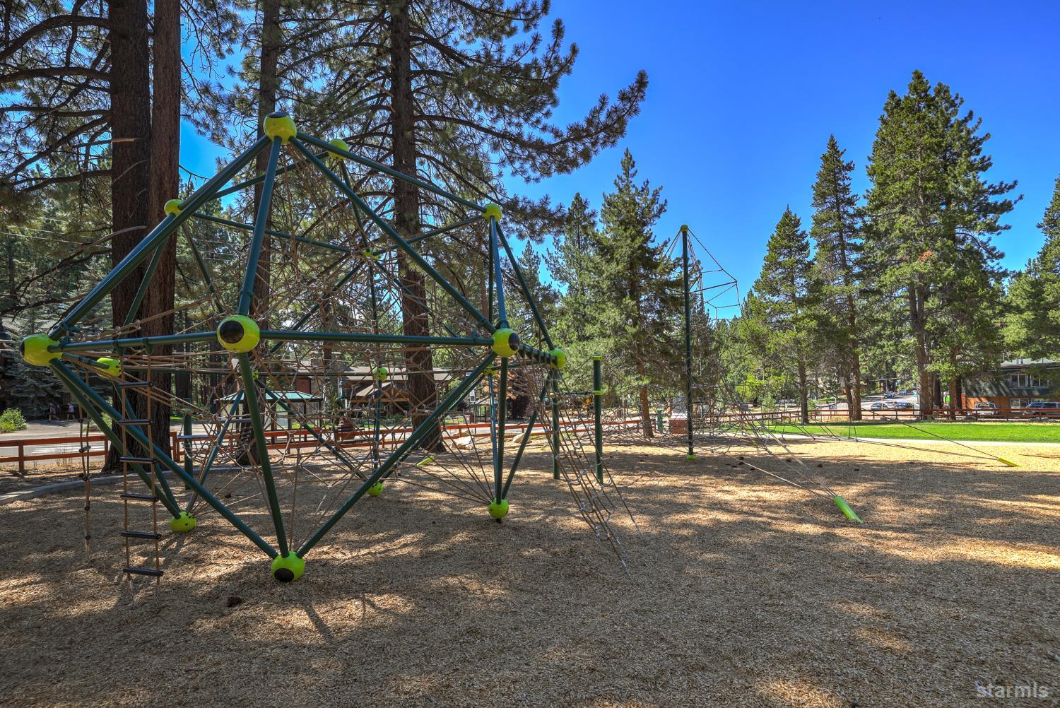 1181 Ski Run Boulevard