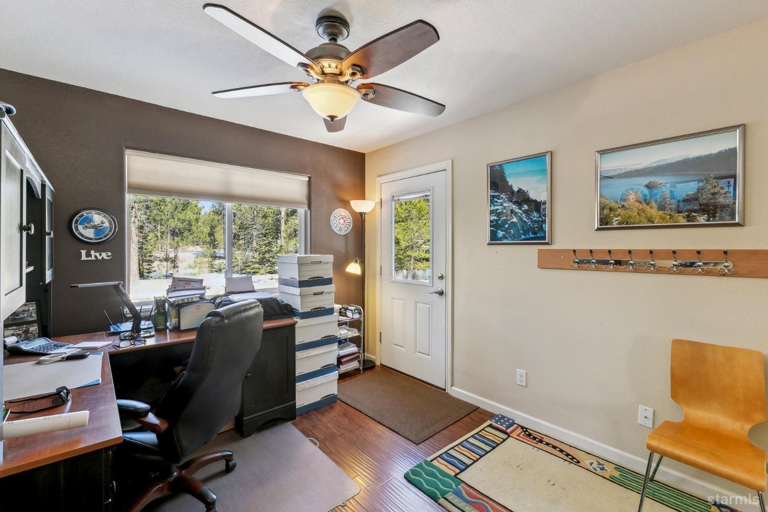 South Lake Tahoe, California 96150, United States, 3 Bedrooms Bedrooms, ,3 BathroomsBathrooms,Residential,Pending,83854