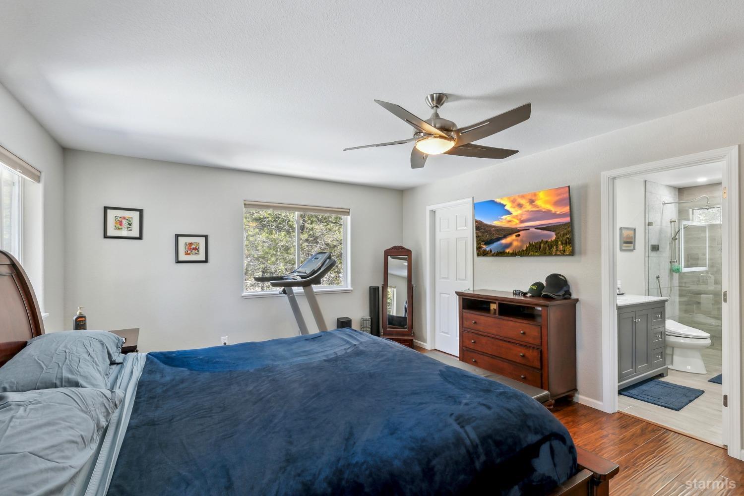 South Lake Tahoe, California 96150, United States, 3 Bedrooms Bedrooms, ,3 BathroomsBathrooms,Residential,Pending,83854