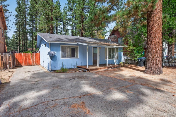 803 MODESTO AVE, SOUTH LAKE TAHOE, CA 96150 - Image 3fd03dc8cb405553affddf0cb8e852ca/3108035407