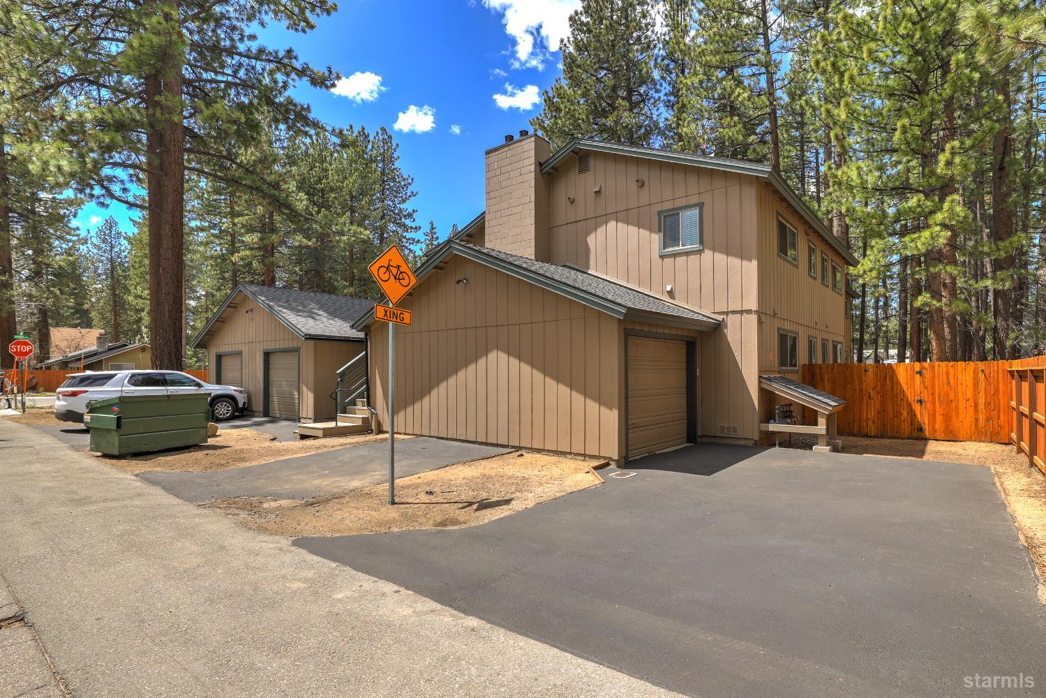 2561 Osborne Avenue