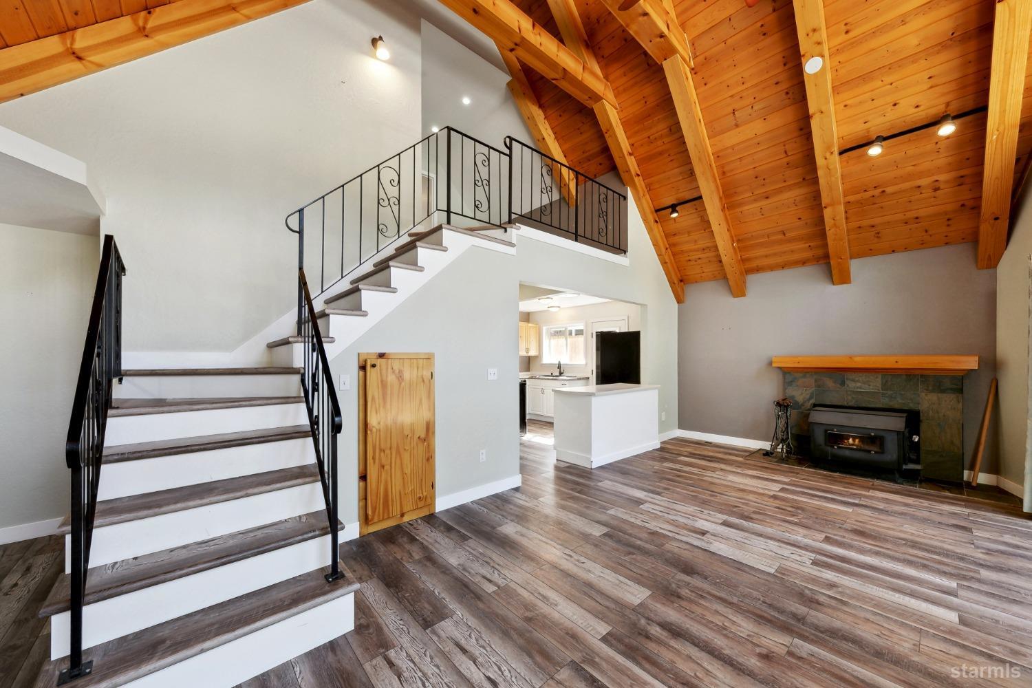 South Lake Tahoe, California 96150, United States, 3 Bedrooms Bedrooms, ,2 BathroomsBathrooms,Residential,Active,96934