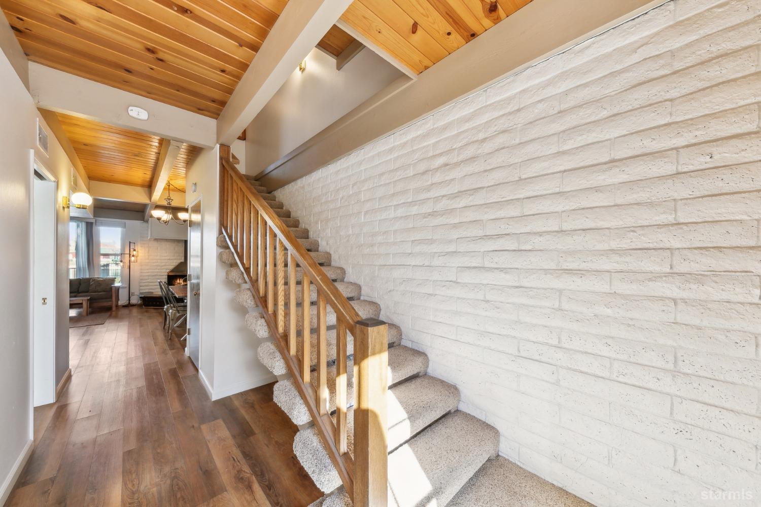 439 Ala Wai Boulevard 140