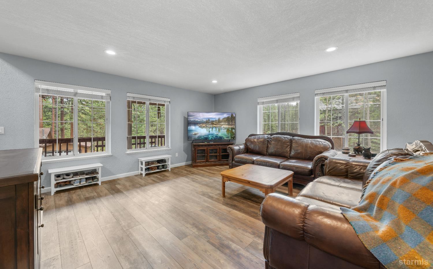 1870 Jicarilla Drive