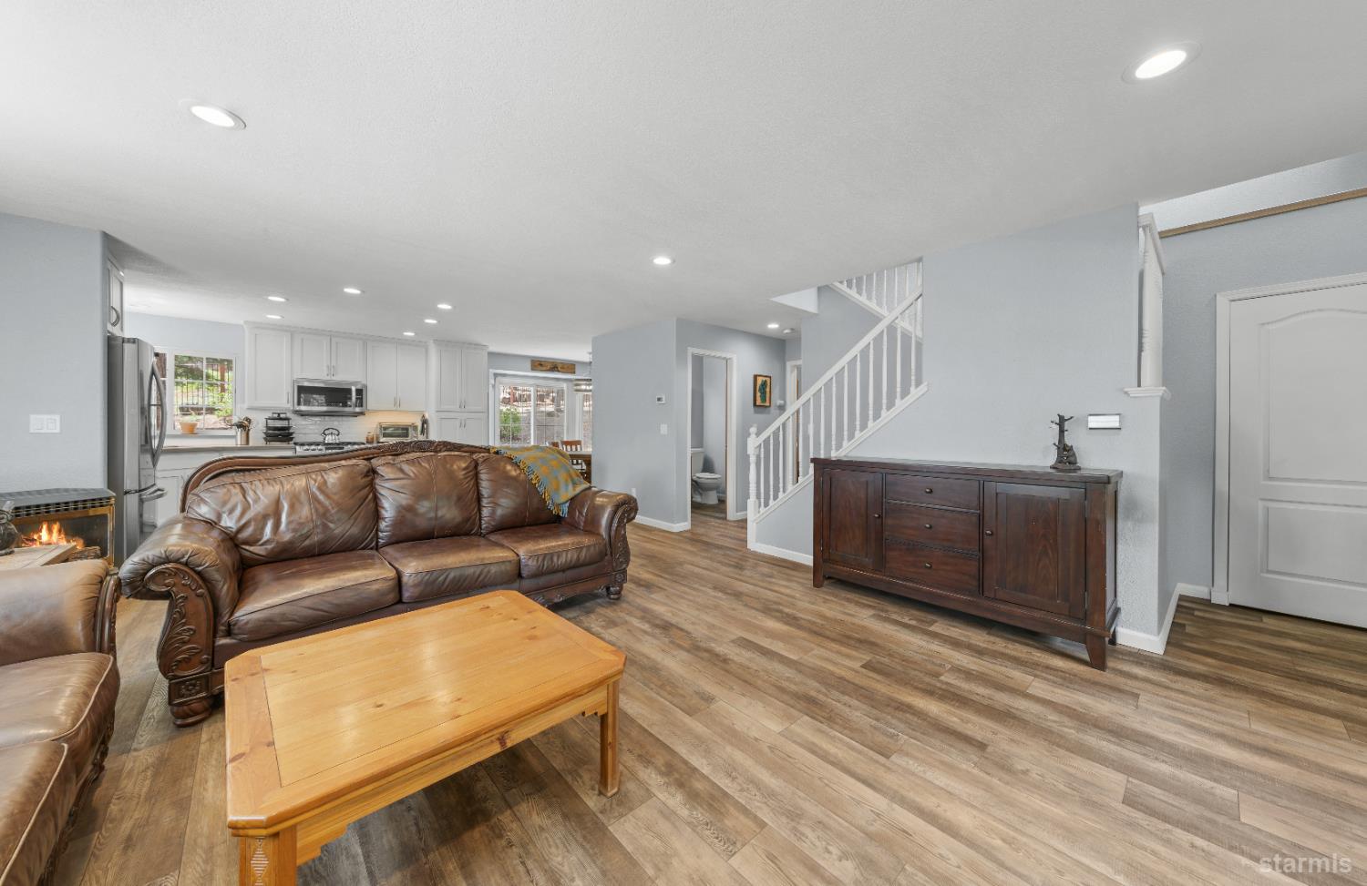 1870 Jicarilla Drive