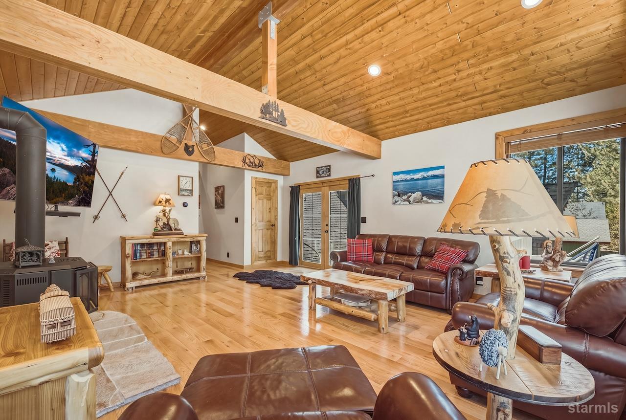 2902 Springwood Drive