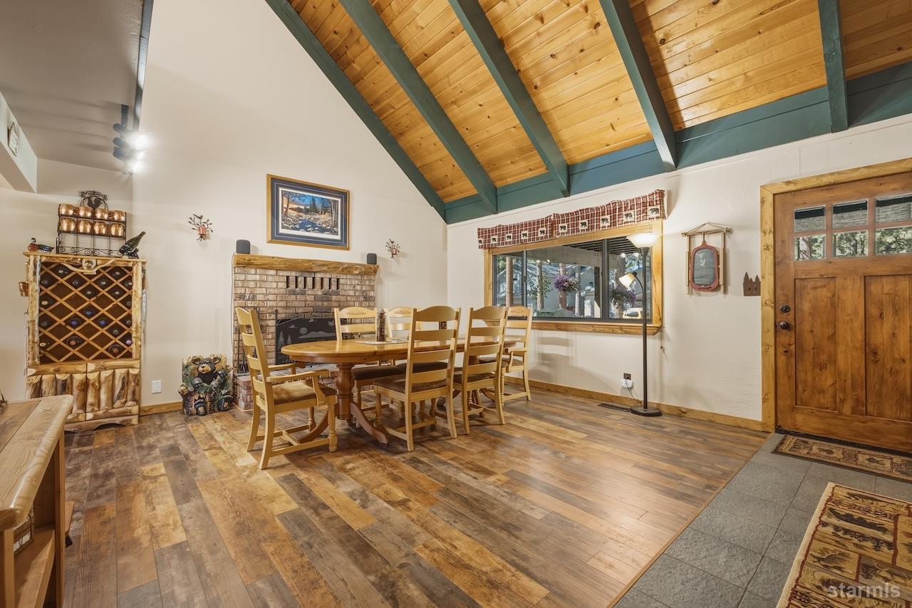 2902 Springwood Drive