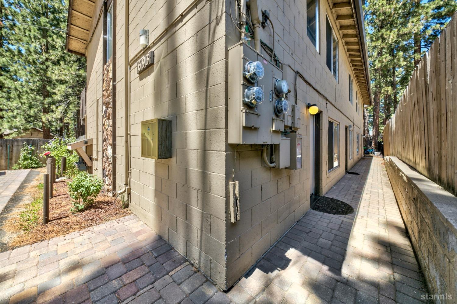 693 Modesto Avenue