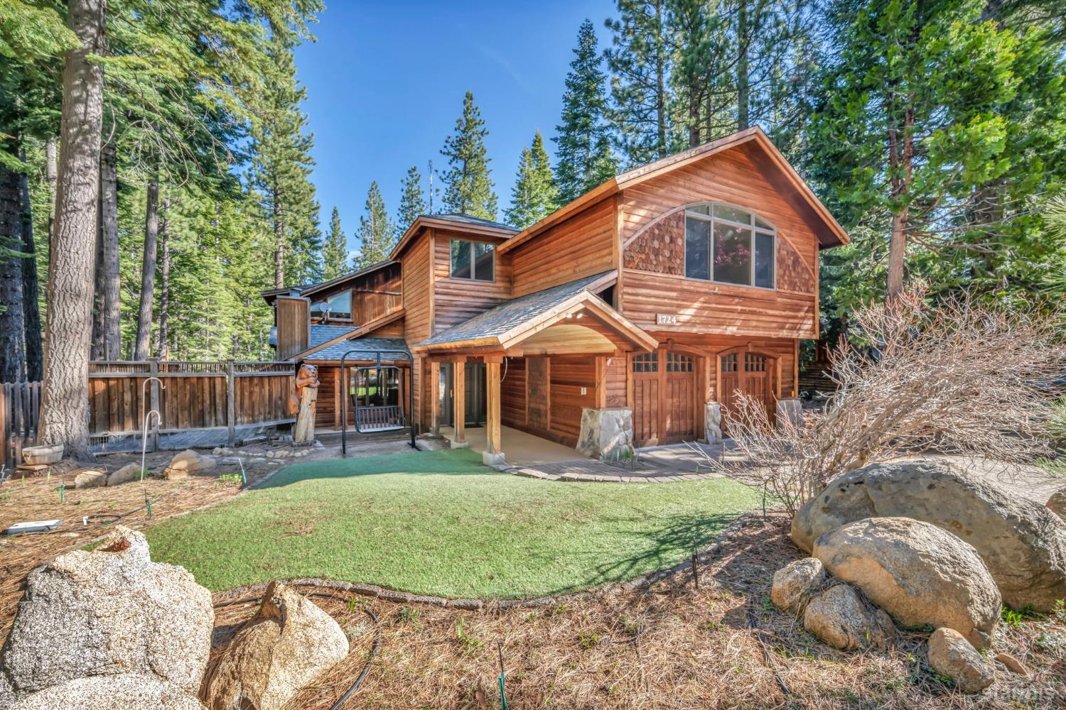1724 Mohican Drive