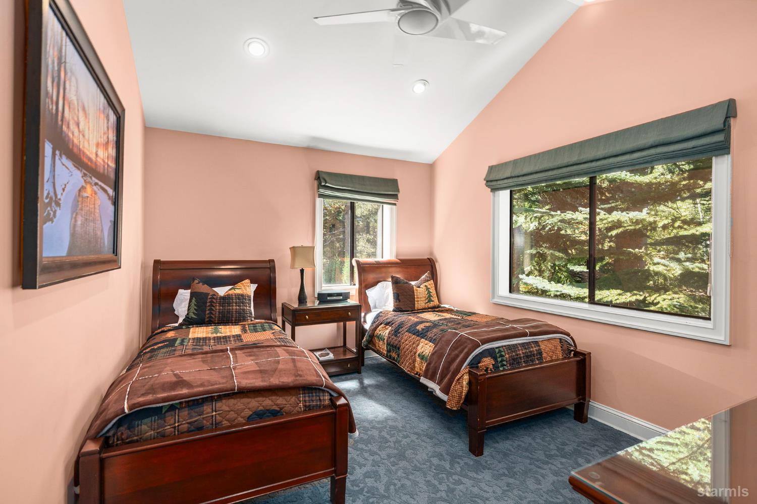 South Lake Tahoe, California 96150, United States, 7 Bedrooms Bedrooms, ,5 BathroomsBathrooms,Residential,Active,200999