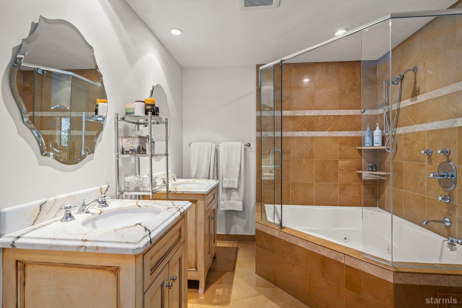 South Lake Tahoe, California 96150, United States, 7 Bedrooms Bedrooms, ,5 BathroomsBathrooms,Residential,Active,200999