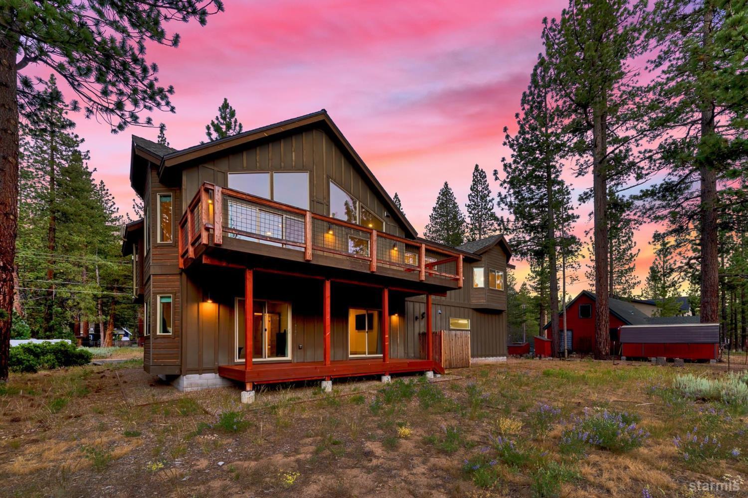 2810 Saint Nick Way