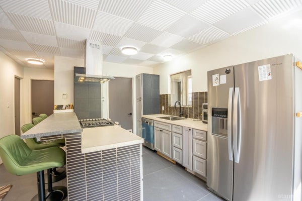 840 MODESTO AVE APT 1, SOUTH LAKE TAHOE, CA 96150 - Image aa61a2c07f9ce8fe5869f5cd99da5993/457548564