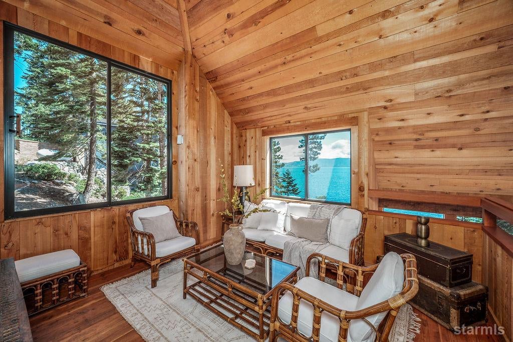 2117 Cascade Road