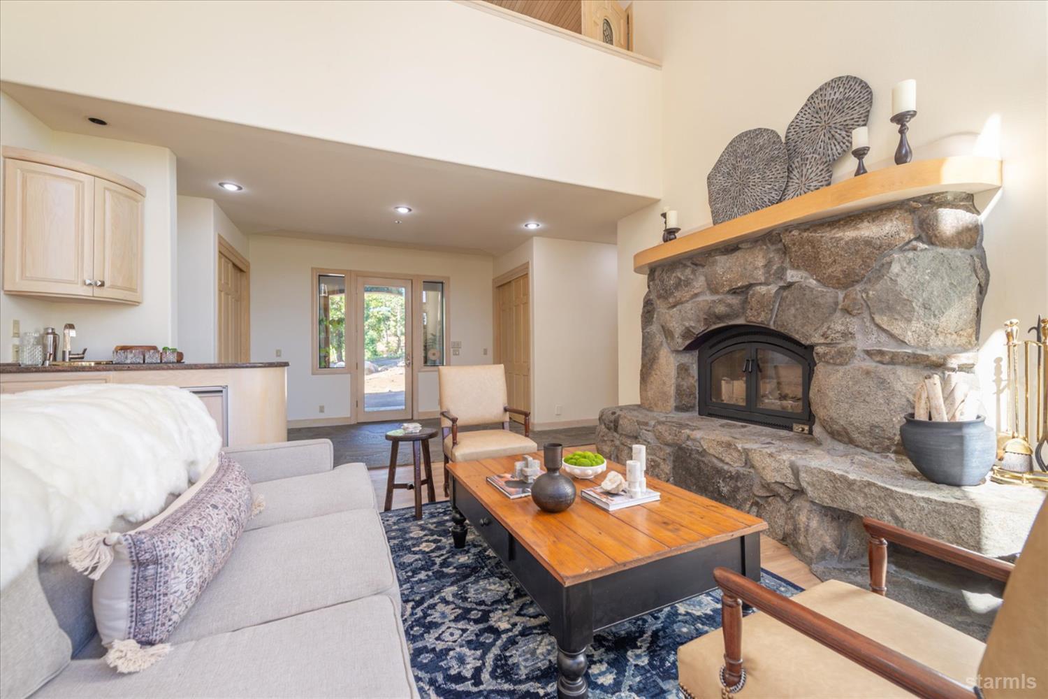 3126 Sierra Crest Court