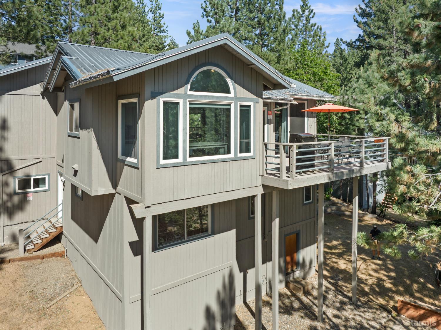 2400 Lupine Trail