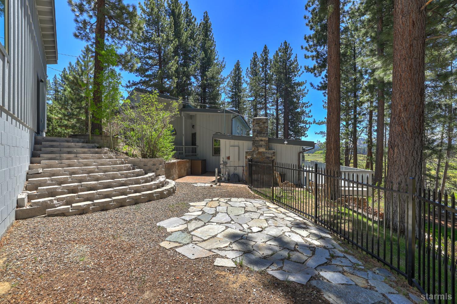 1116 Lindberg Avenue