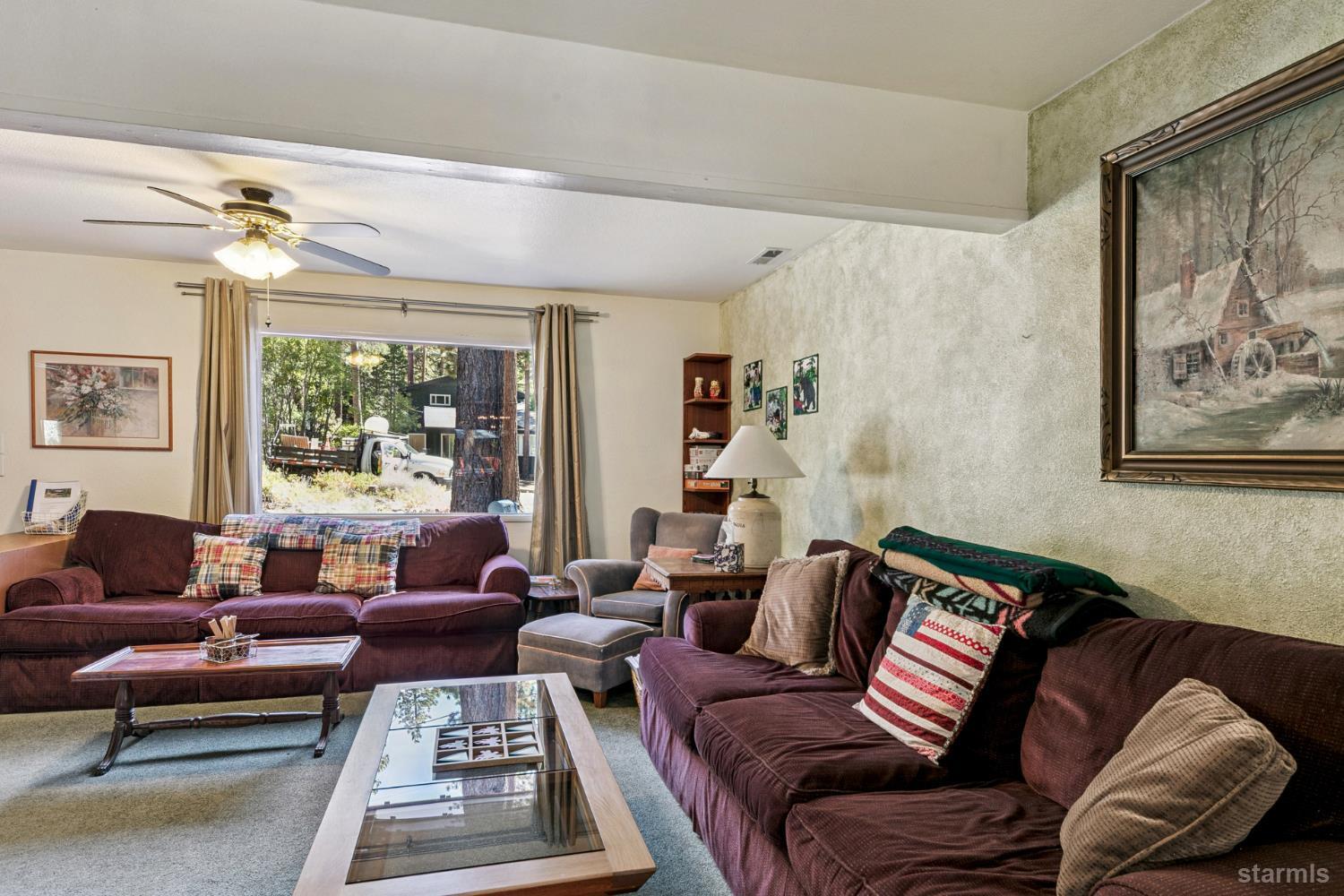 South Lake Tahoe, California 96150, United States, 2 Bedrooms Bedrooms, ,2 BathroomsBathrooms,Residential,Pending,193708