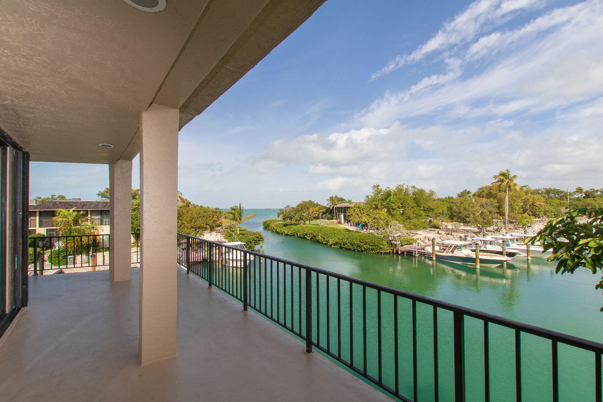 

                                                                             KEY LARGO                                

                                    , FL - $1,249,000