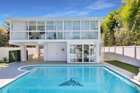Featured picture for the property 608593