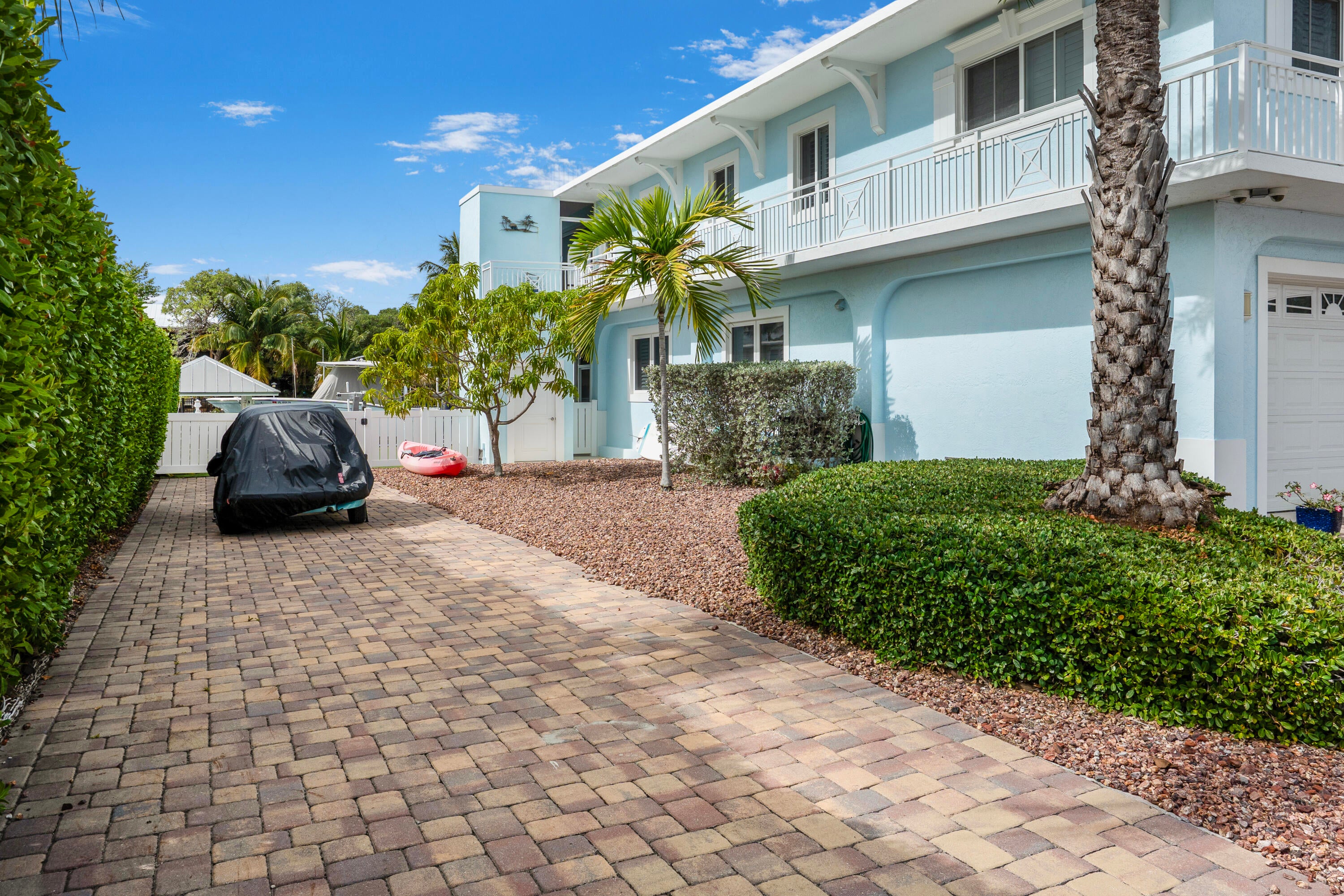 148 Giardino Drive