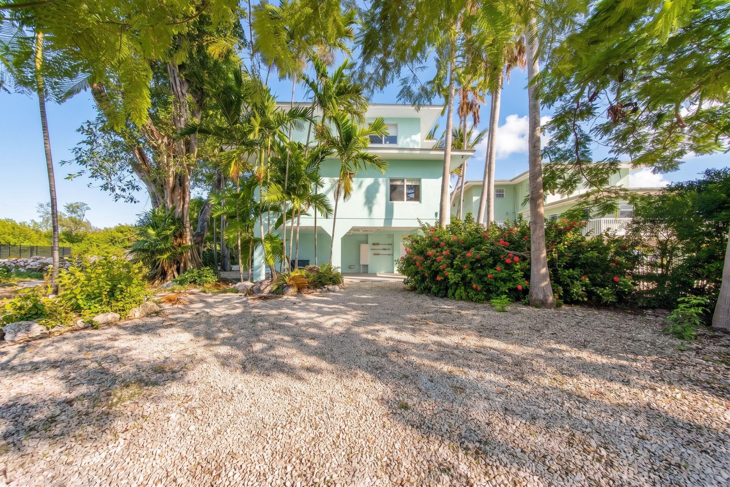 316 North Drive