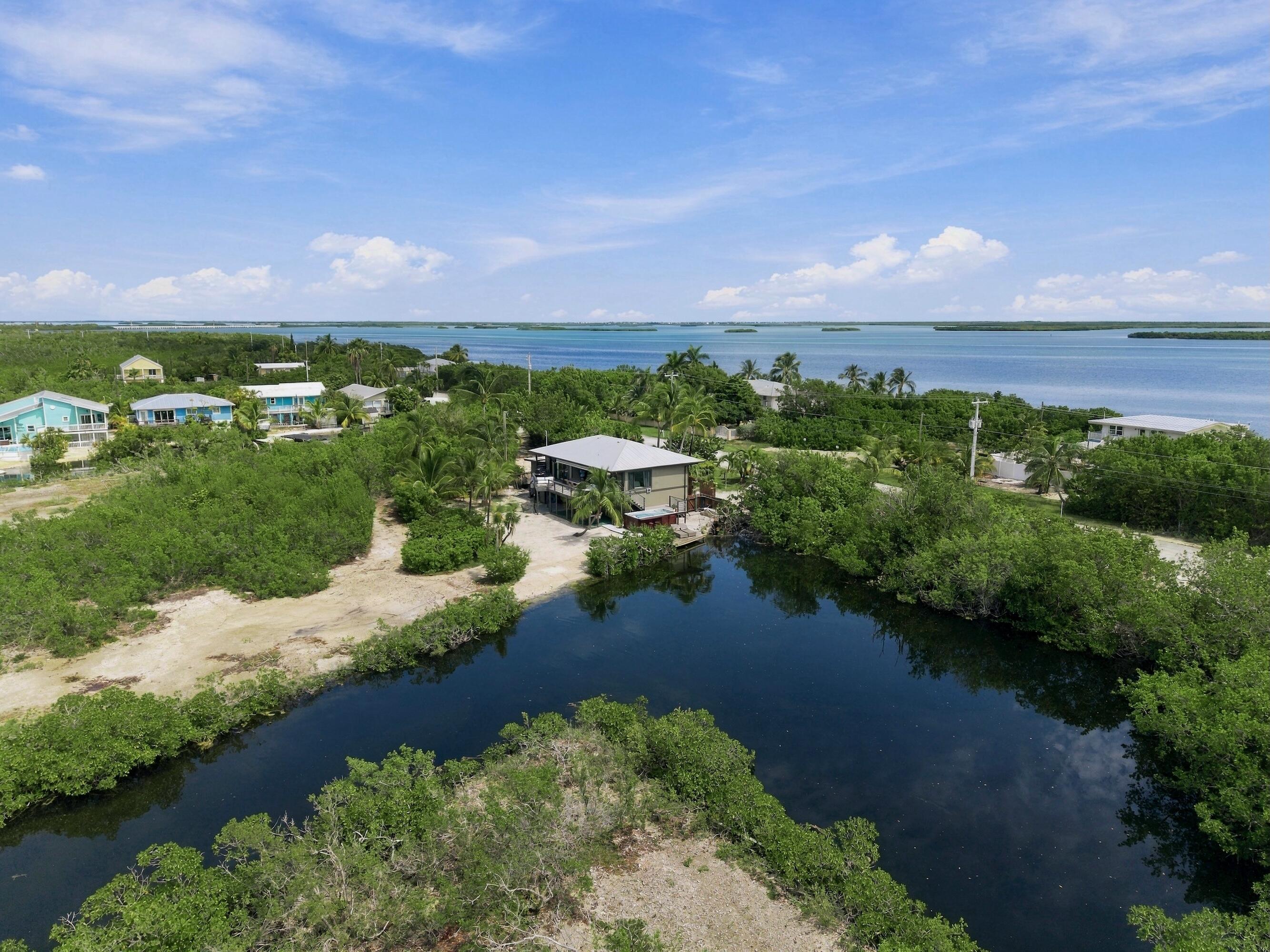 1422 Boca Chica Road