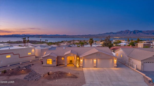 1311 AVIATION DR, LAKE HAVASU CITY, AZ 86404 - Image 7ab0b5183c7fe8a29526a1e7bdb9fd10/1856525630