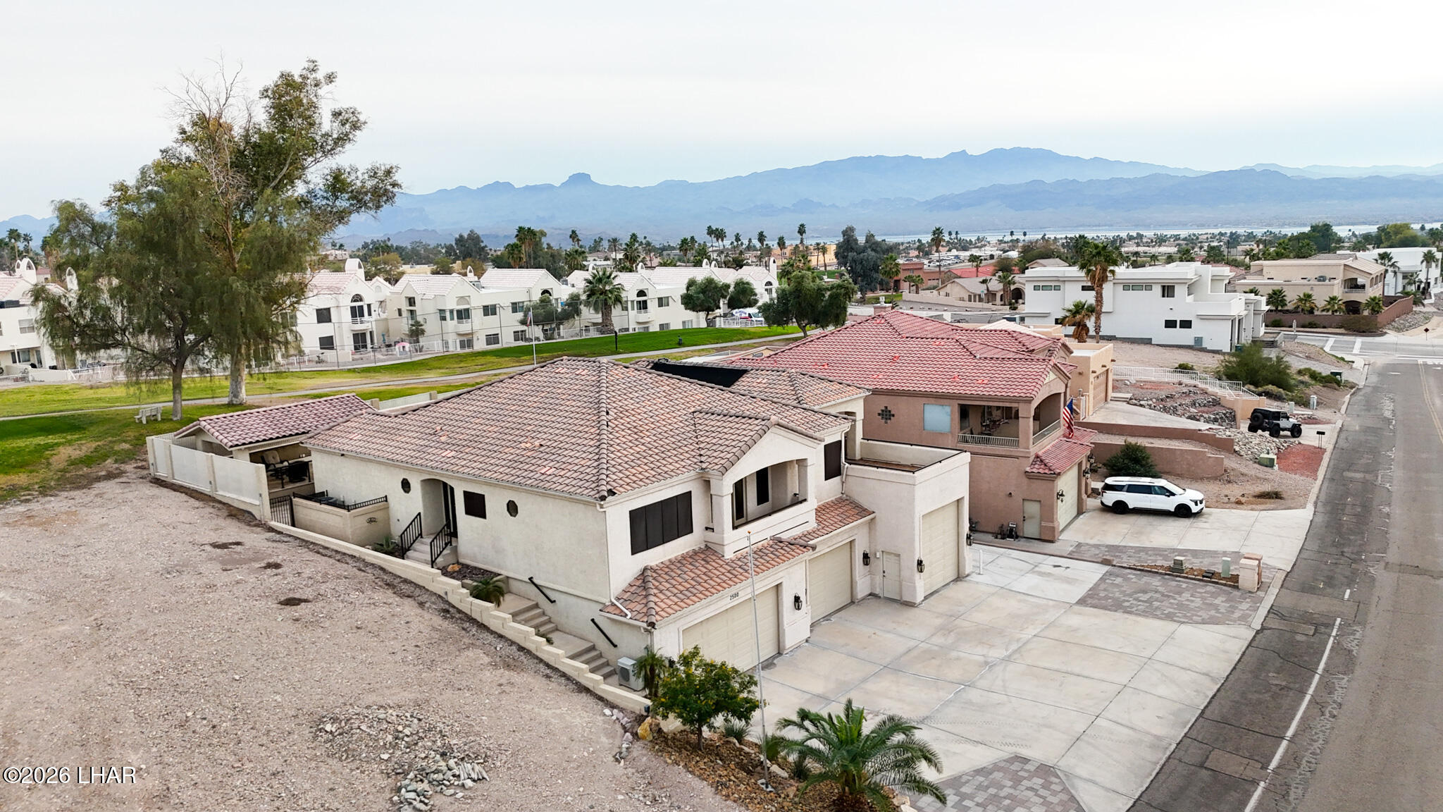 Lake Havasu City, Arizona, 86406, United States, 3 Bedrooms Bedrooms, ,4 BathroomsBathrooms,Residential,Active,2012673