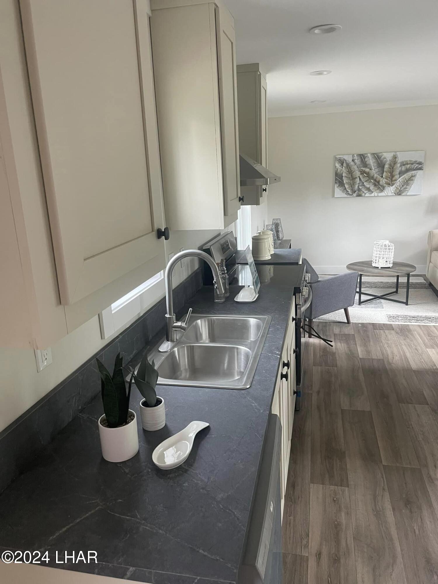 1100 Riverside Dr 406 Lake Havasu City, AZ MLS 1032706 2 Bed, 2