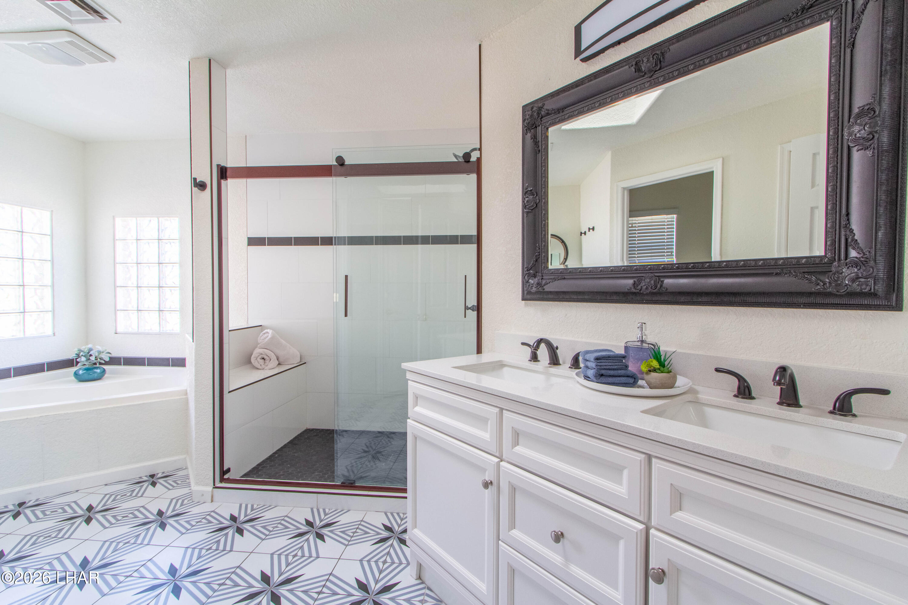 Lake Havasu City, Arizona, 86406, United States, 6 Bedrooms Bedrooms, ,4 BathroomsBathrooms,Residential,Active,2030967