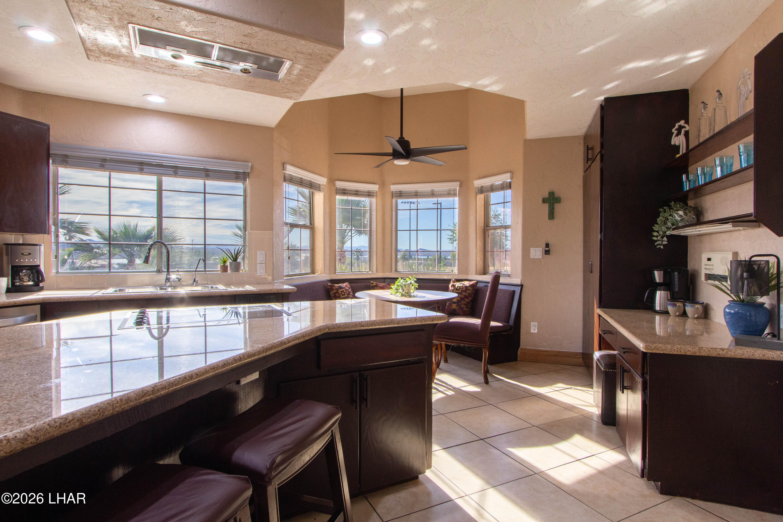 Lake Havasu City, Arizona, 86406, United States, 6 Bedrooms Bedrooms, ,4 BathroomsBathrooms,Residential,Active,2030967