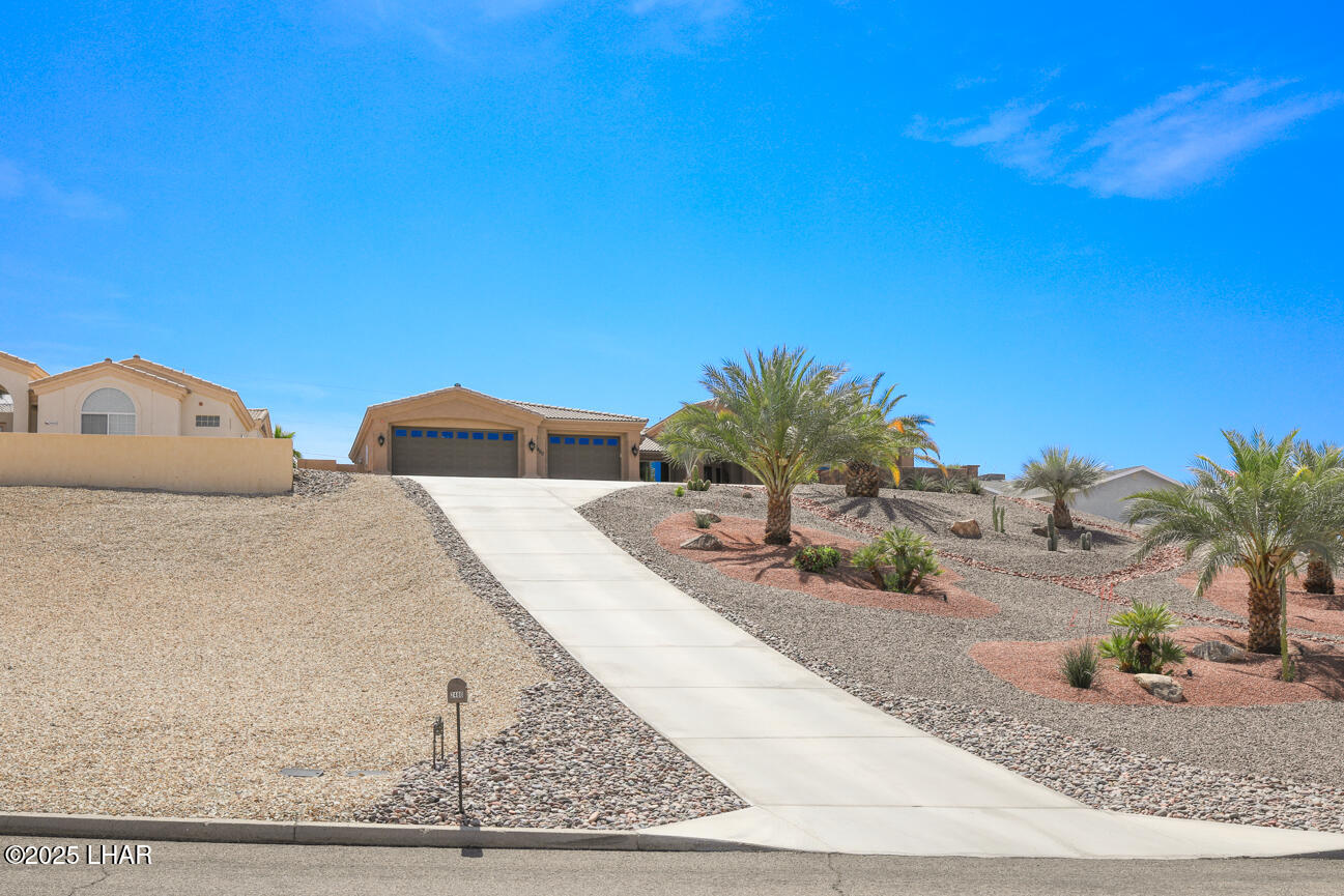 2480 Clarke Dr

                                                                             Lake Havasu City                                

                                    , AZ - $999,900