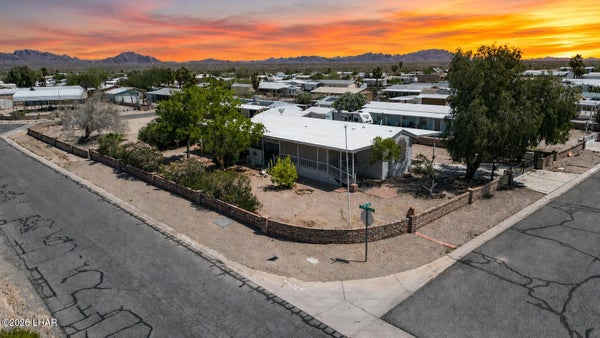 49515 RUBY AVE, QUARTZSITE, AZ 85346 - Image b4e806465fd7d517ba0c6487230ecc5c/2125673068