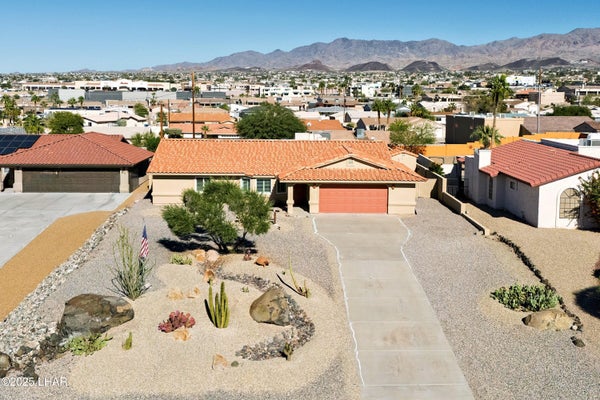 3191 LONGVIEW DR, LAKE HAVASU CITY, AZ 86406 - Image b67e82beb6d30f84907fbacfeb56e811/761515566
