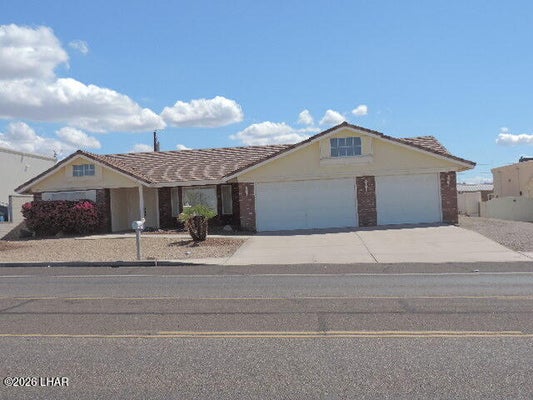 512 MCCULLOCH BLVD S, LAKE HAVASU CITY, AZ 86406 - Image d5a13256f74c7cd4b8f856a3a5feec59/3752296826