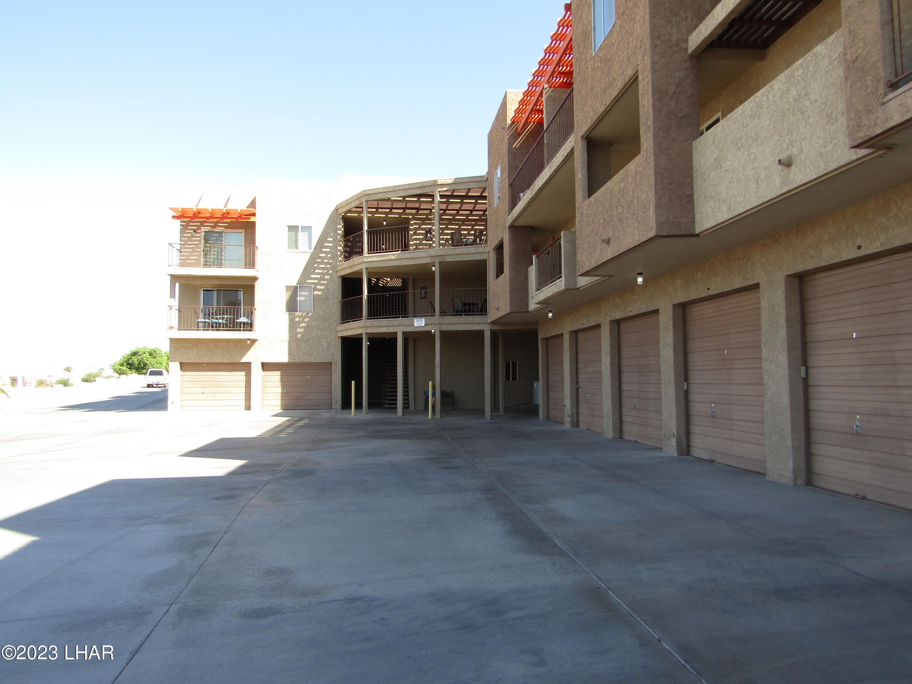 View Lake Havasu City, AZ 86403 condo