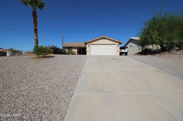 4181 TROTWOOD DR, LAKE HAVASU CITY, AZ 86406 - Image e2b0671fd034b9dcb5b0cda61d1f1c36/3927111343