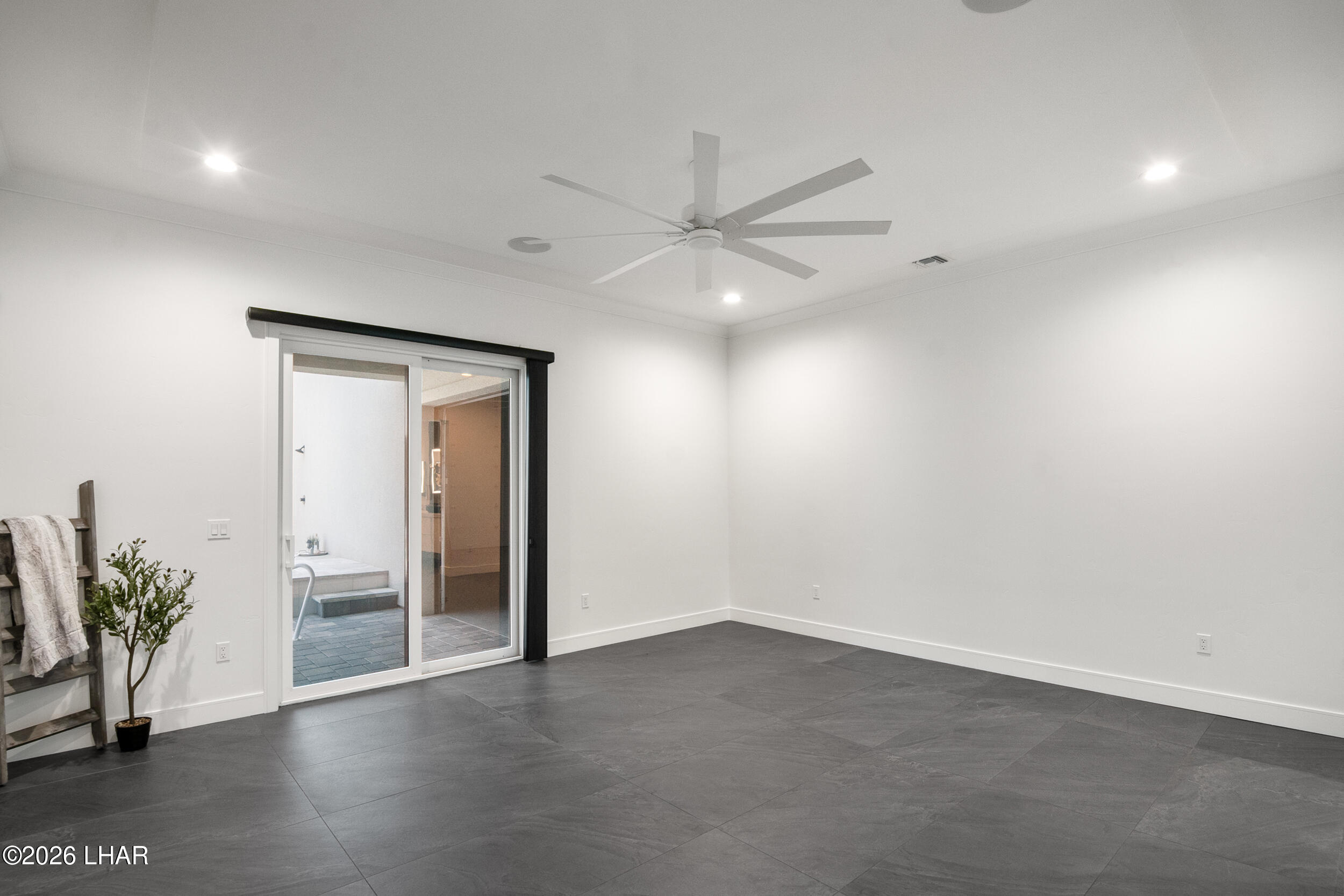 Lake Havasu City, Arizona, 86404, United States, 4 Bedrooms Bedrooms, ,5 BathroomsBathrooms,Residential,Active,2014618