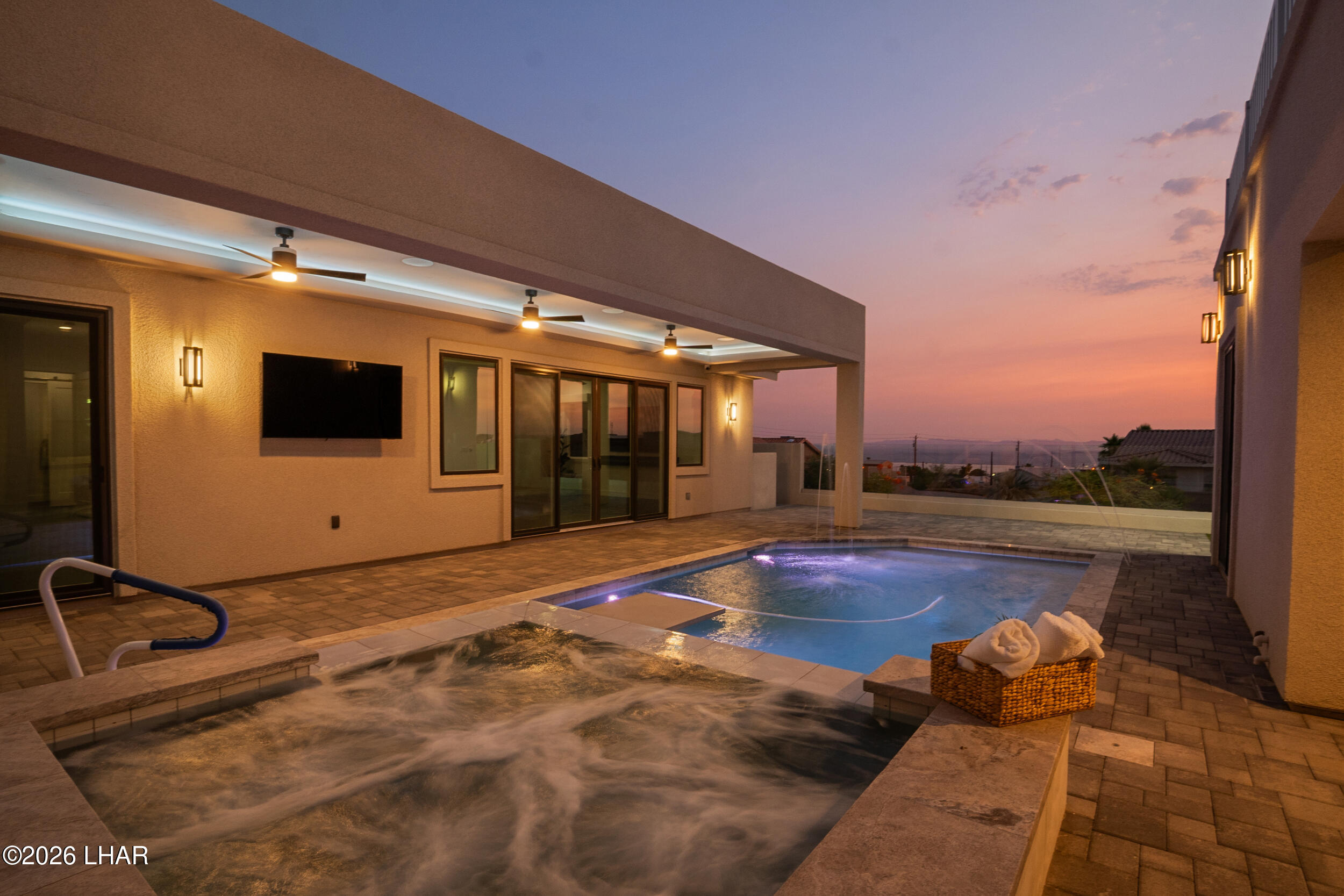 Lake Havasu City, Arizona, 86404, United States, 4 Bedrooms Bedrooms, ,5 BathroomsBathrooms,Residential,Active,2014618