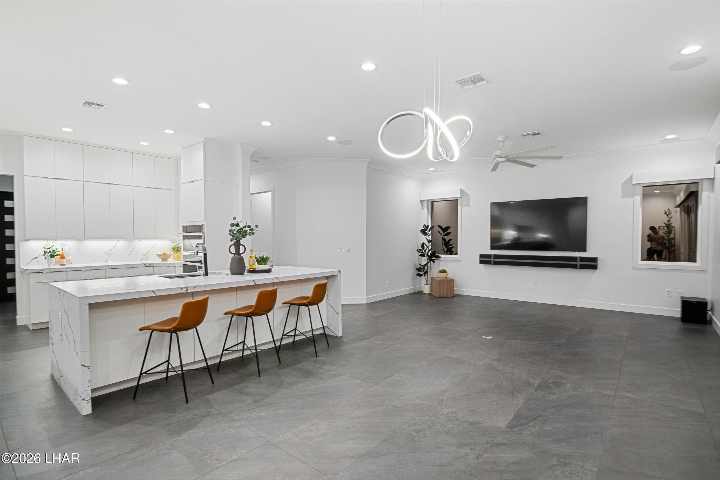 Lake Havasu City, Arizona, 86404, United States, 4 Bedrooms Bedrooms, ,5 BathroomsBathrooms,Residential,Active,2014618