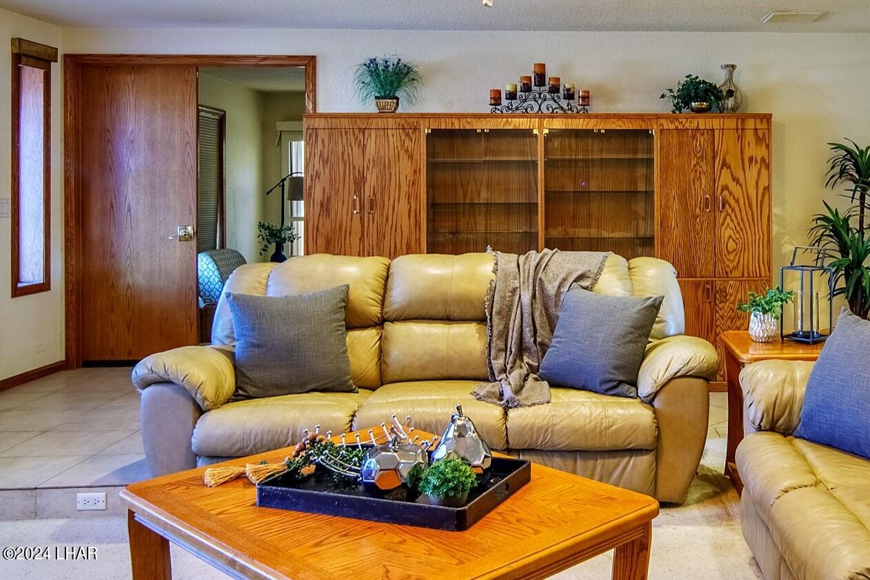 3336 Saddleback Dr Lake Havasu City, AZ MLS 1032631 3 Bed, 2 Bath