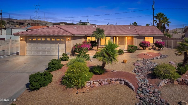 3048 MIRAGE DR, LAKE HAVASU CITY, AZ 86404 - Image f1674cd6df756f85fe9f0b096dcd1ac2/2323040528