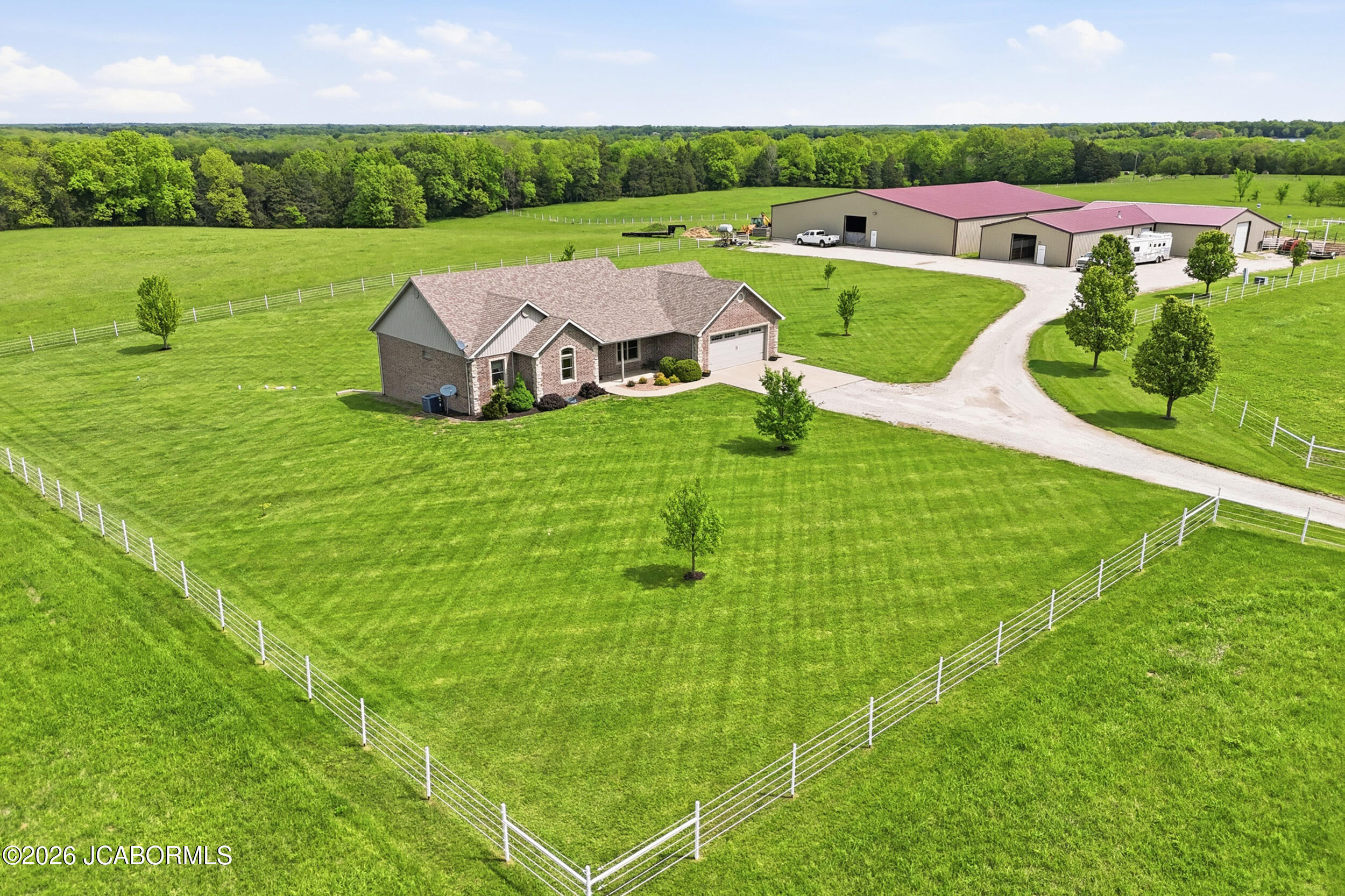 New Bloomfield, Missouri, 65063, United States, 3 Bedrooms Bedrooms, ,3 BathroomsBathrooms,Residential,Active,2043449