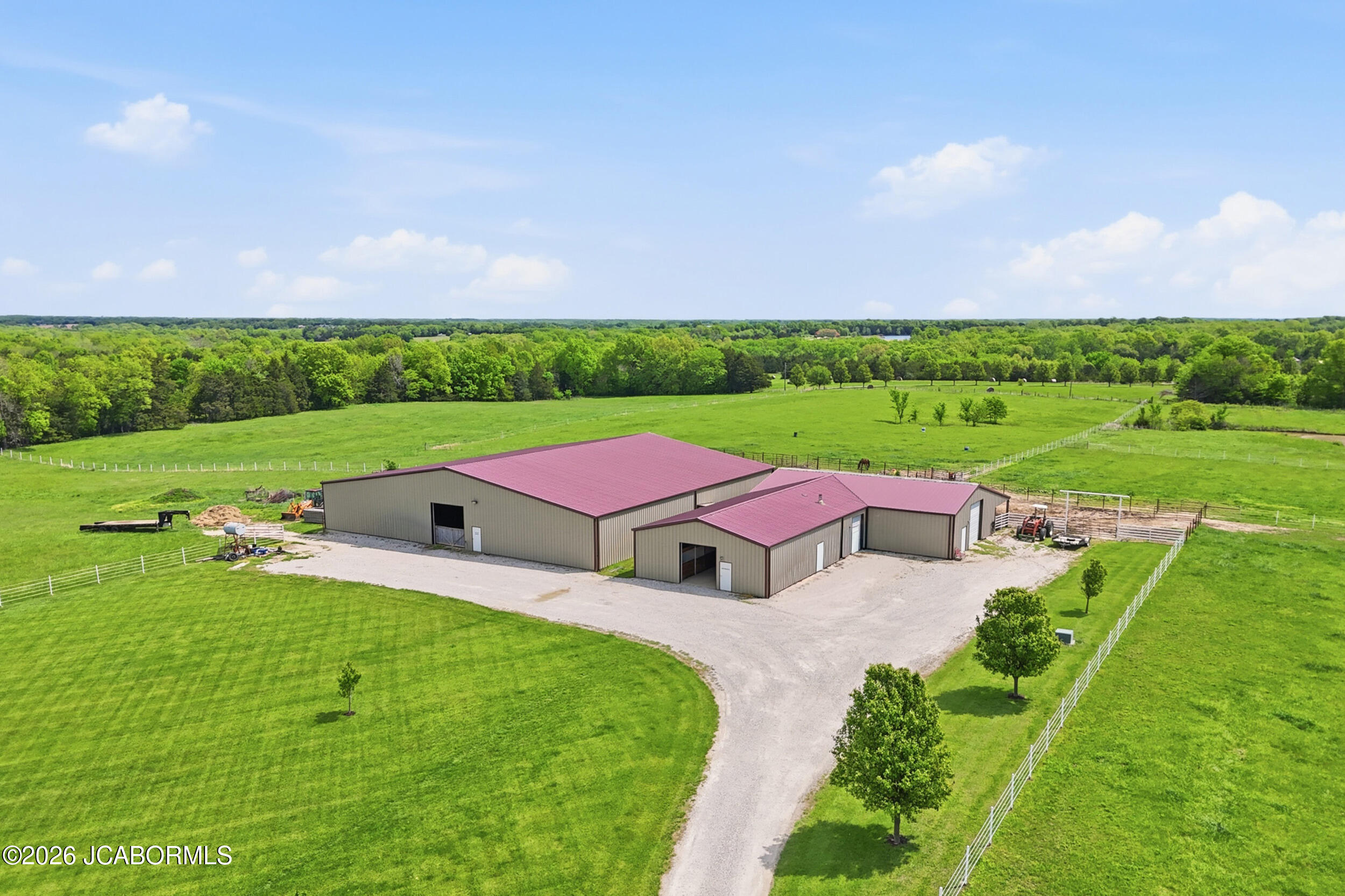 New Bloomfield, Missouri, 65063, United States, 3 Bedrooms Bedrooms, ,3 BathroomsBathrooms,Residential,Active,2043449