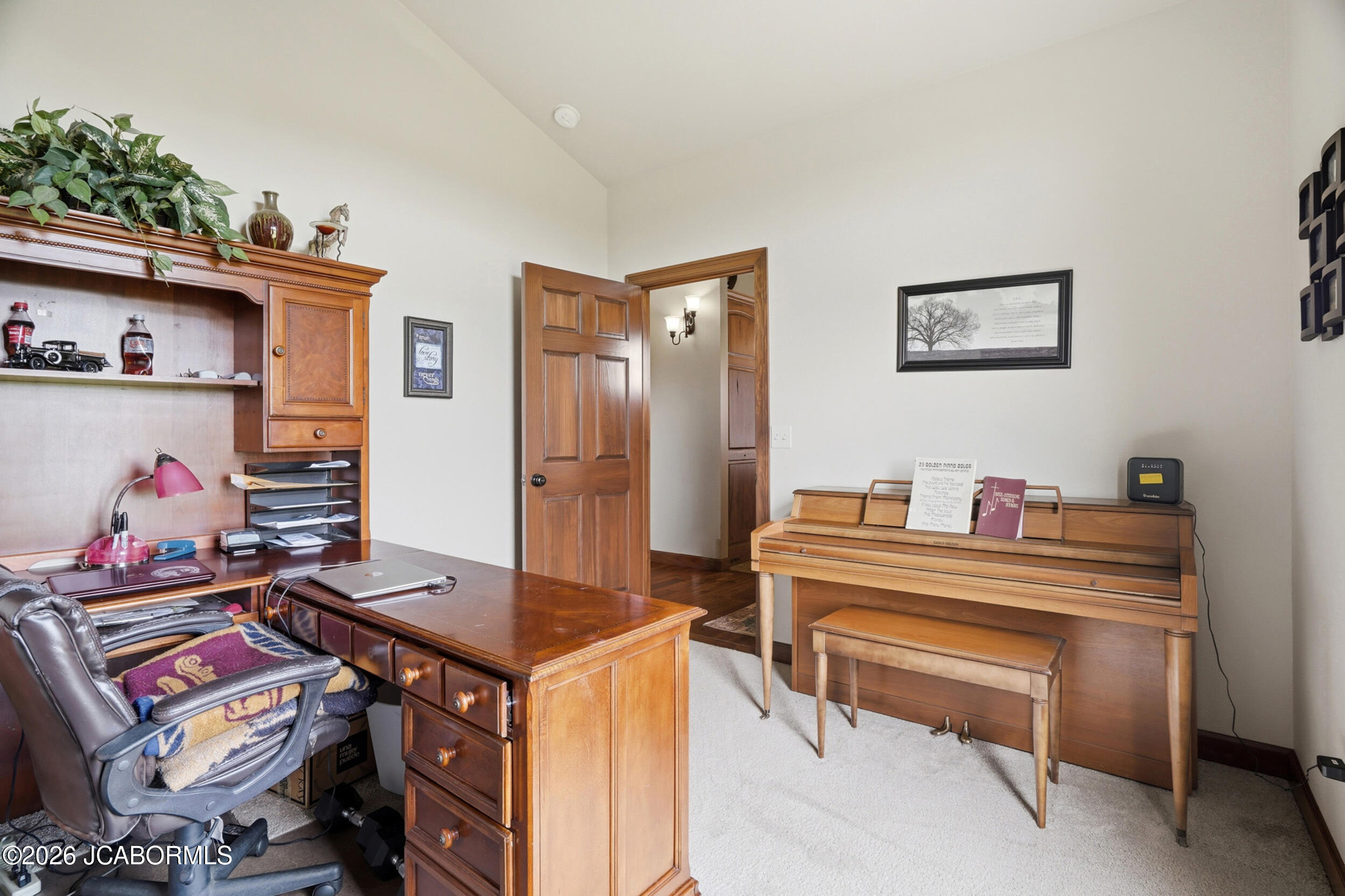 New Bloomfield, Missouri, 65063, United States, 3 Bedrooms Bedrooms, ,3 BathroomsBathrooms,Residential,Active,2043449