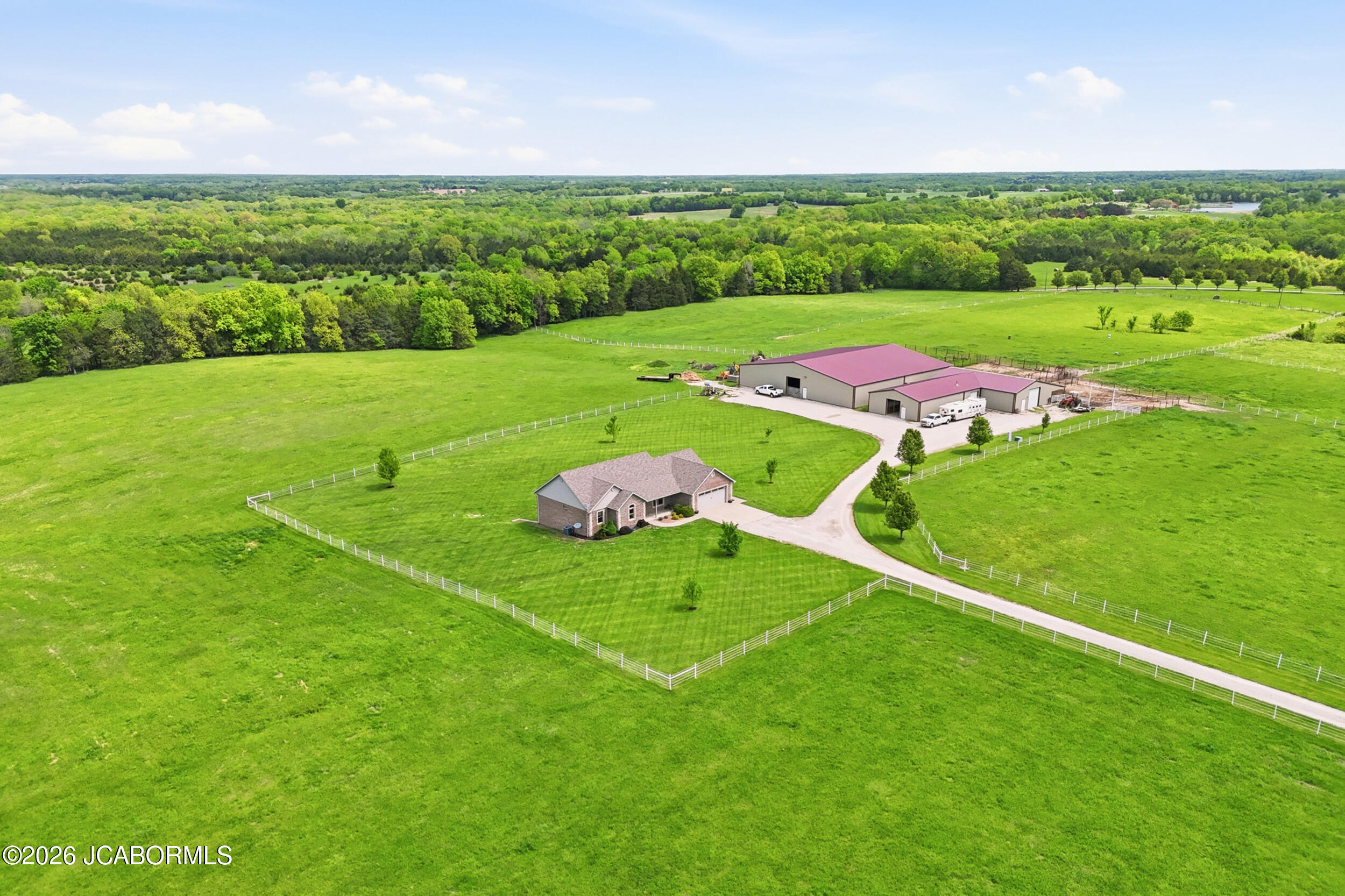 New Bloomfield, Missouri, 65063, United States, 3 Bedrooms Bedrooms, ,3 BathroomsBathrooms,Residential,Active,2043449