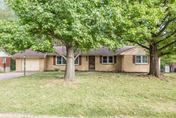 320 INDIAN MEADOW DR, JEFFERSON CITY, MO 65101 - Image 49e894d3a6db392b91cdf0b80d833f1c/1114320829