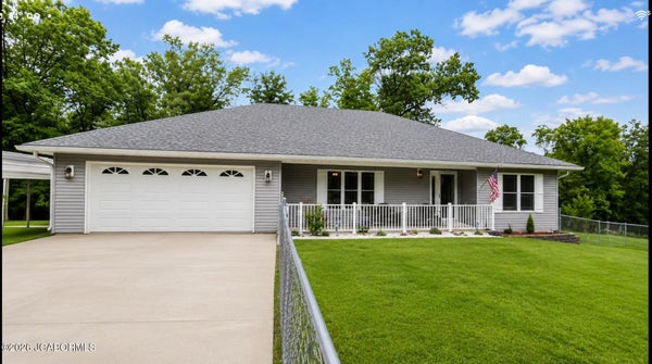 21 BLUE RIDGE DR, ELDON, MO 65026 - Image 727908a3bbe81b610a150a2eea4e5a2a/2872090459